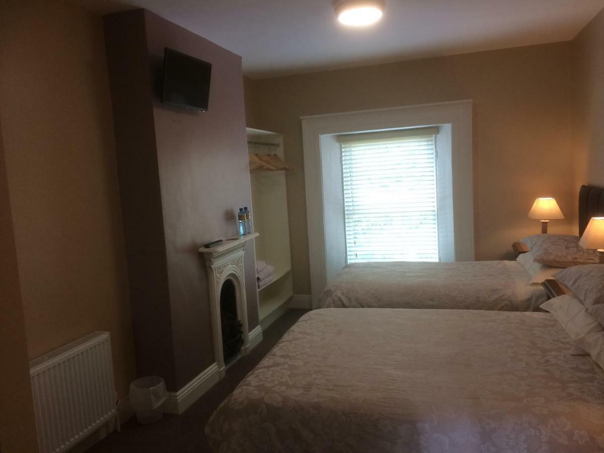 Dilis Go Brath Bed & Breakfast Tramore Exterior photo